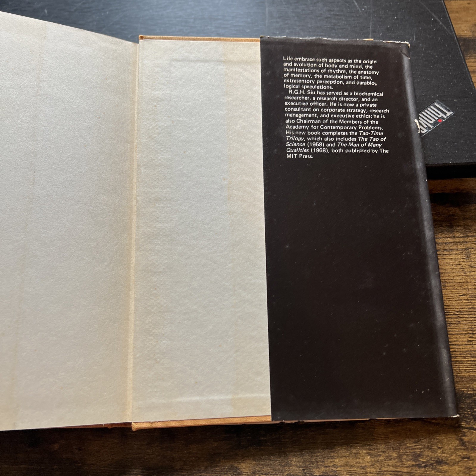 Ch’i : A Neo-Taoist Approach to Life by R. G. H. Siu (1974, HC/DJ) MIT Press VTG