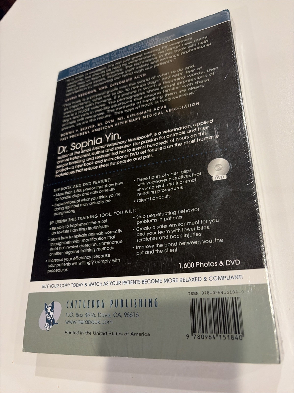 Low Stress Handling Restraint and Behavior – Paperback, Yin Sophia – NEW&Sealed!
