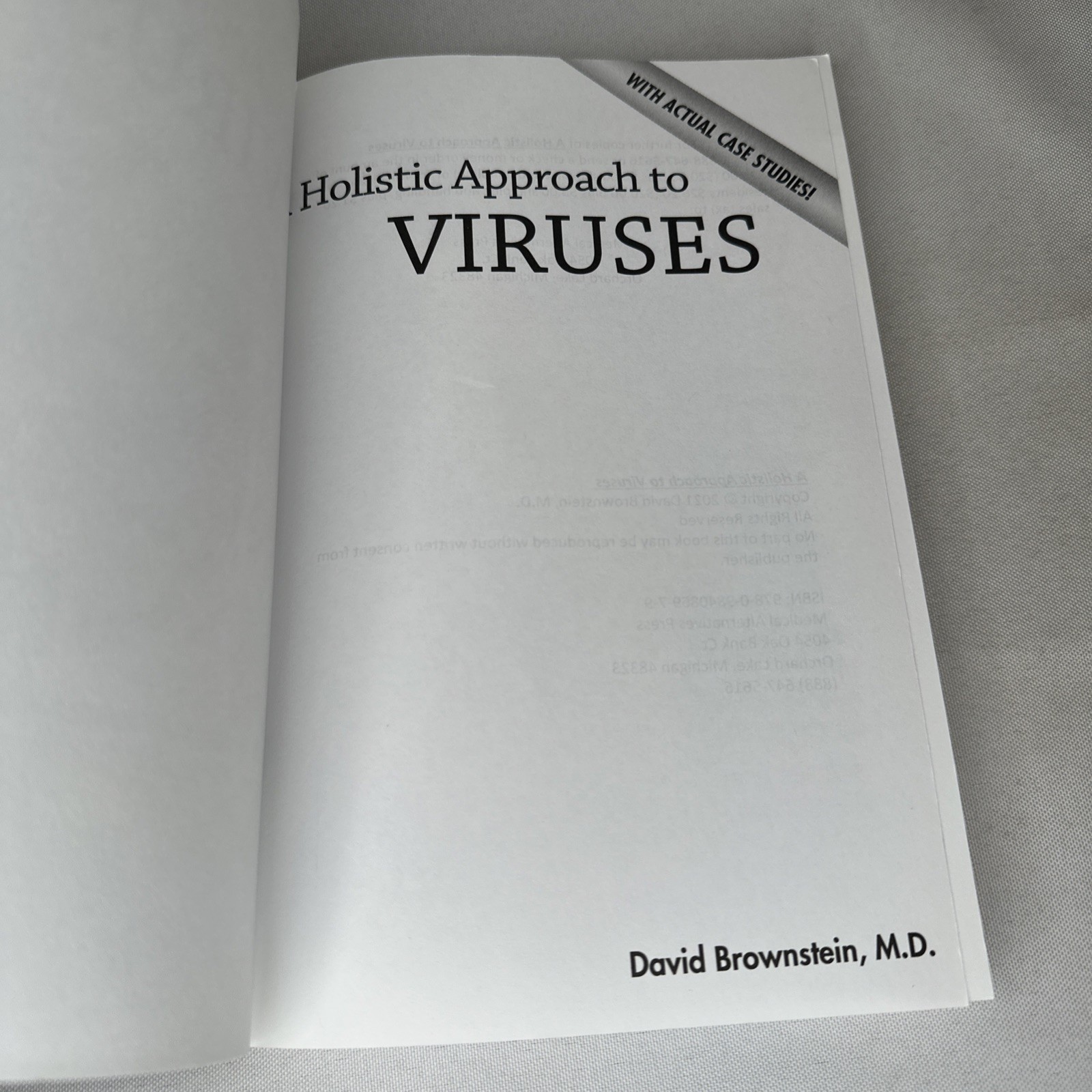 Holistic Approach to Viruses by David Brownstein (2020, Trade Paperback)
