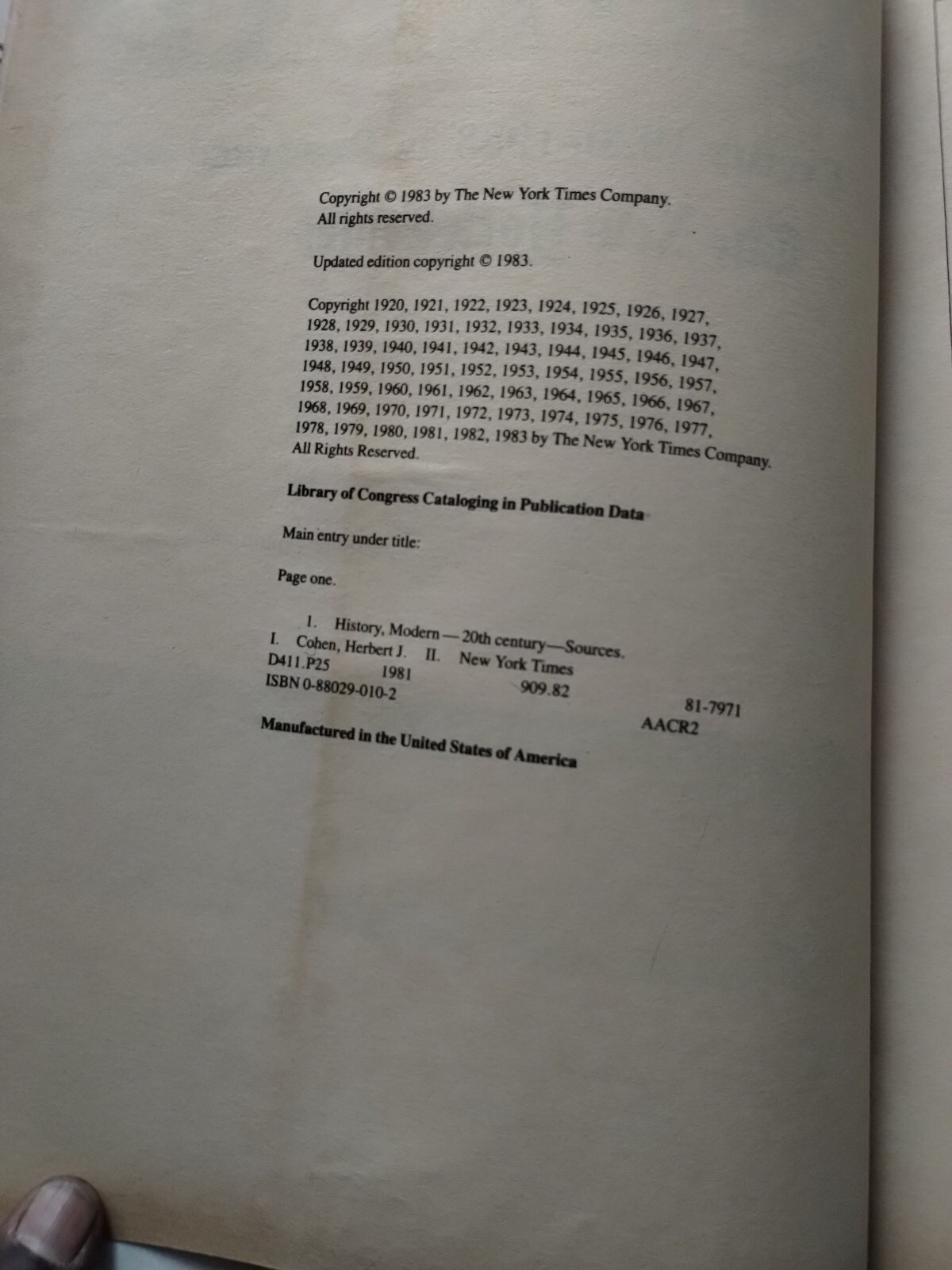 THE NEW YORK TIMES PAGE ONE Major Events 1920-1983 292 pages Hard Back 15.5X11.5