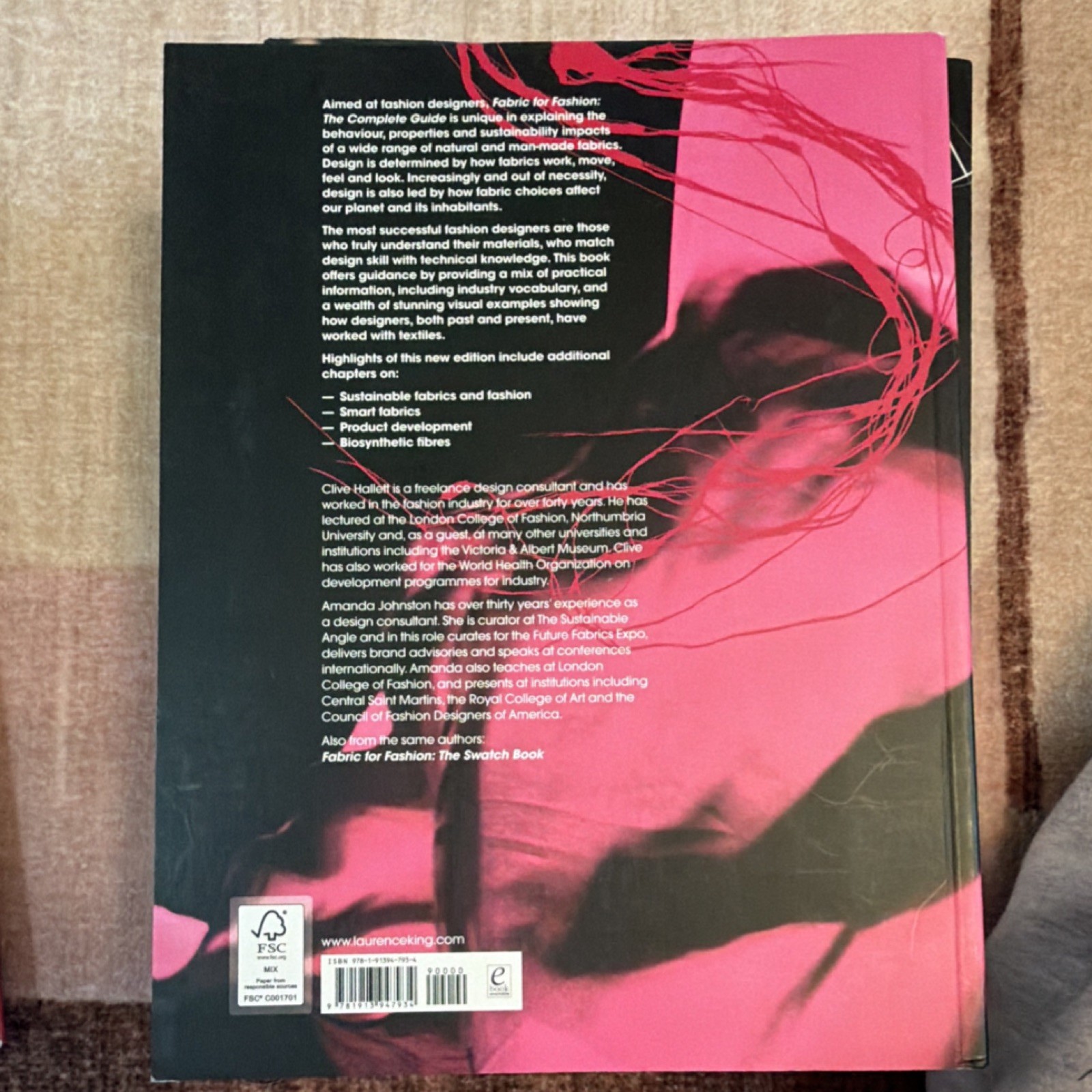 Fabric for Fashion: The Complete Guide, Second Edition