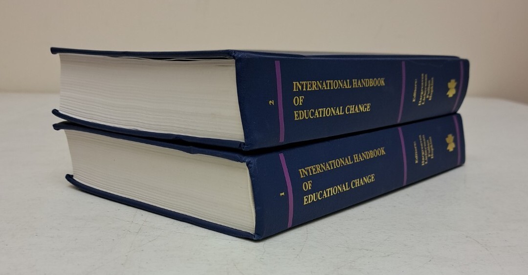 International Handbook Of Educational Change Parts One & Two. 1998/2001 #707