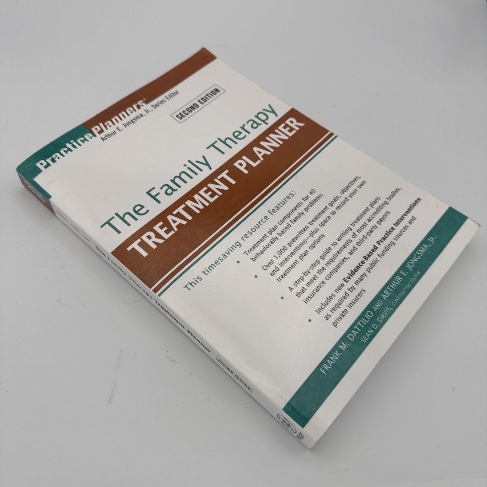 PracticePlanners Ser.: The Family Therapy Treatment Planner by Arthur E. Jongsma