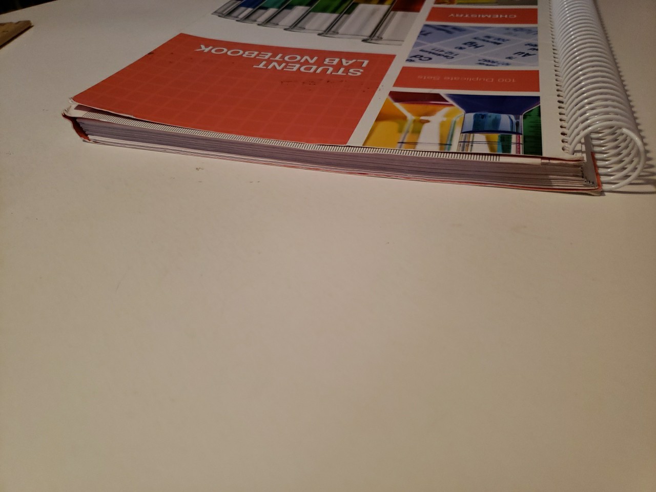 Student Lab Notebook: Chemistry by Hayden-McNeil – 100 Duplicate Sets UNMARKED