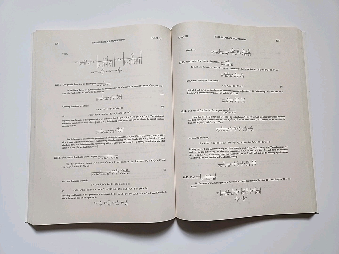 Schaum’s Outline Ser.: Schaum’s Outline of Differential Equations : 563 Fully…