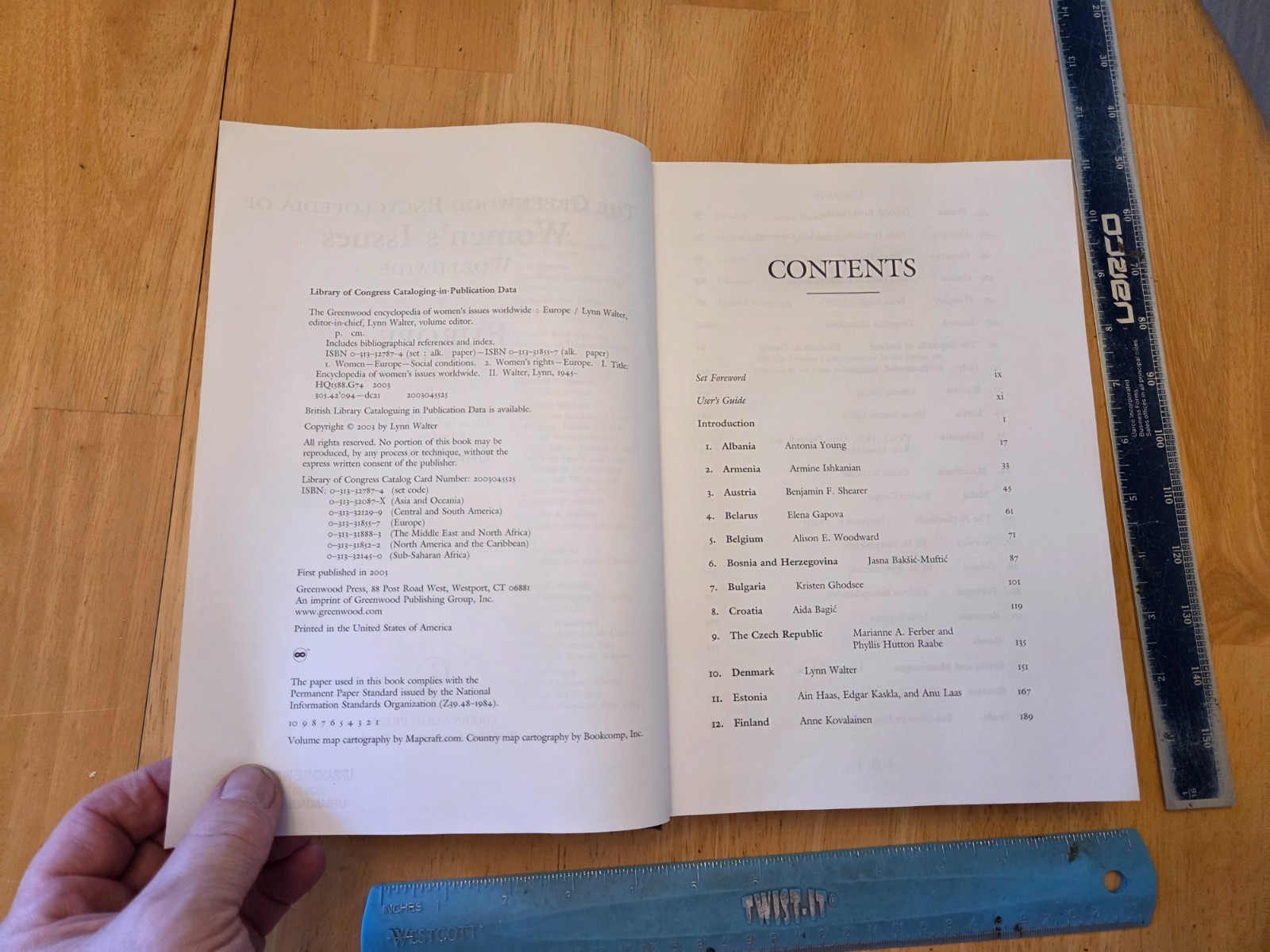 The Greenwood Encyclopedia of Women’s Issues Worldwide by Lynn Walter (2003, Har