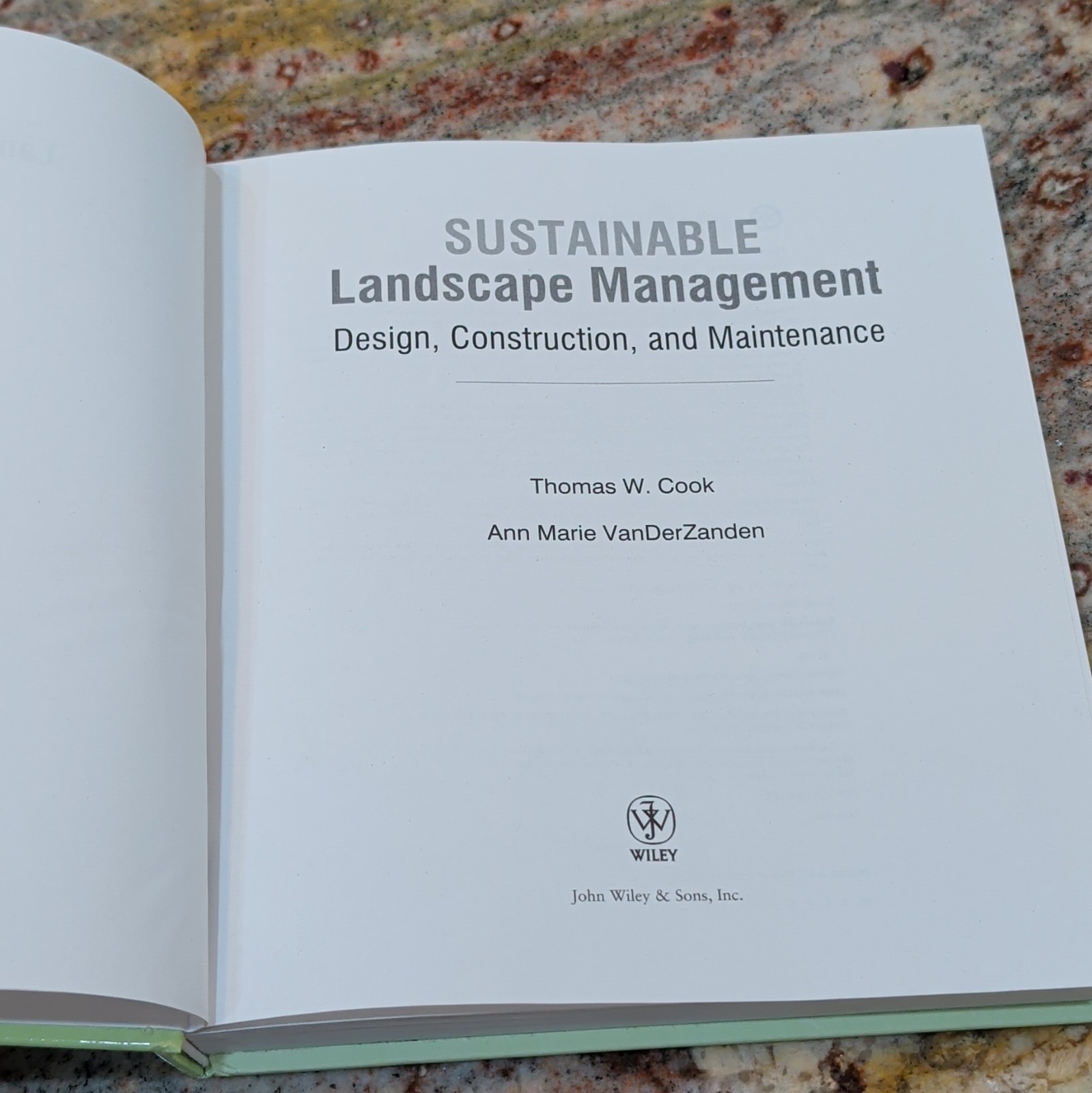 John Wiley & Sons Sustainable Landscape Management Hardcover Cook & VanDerZanden