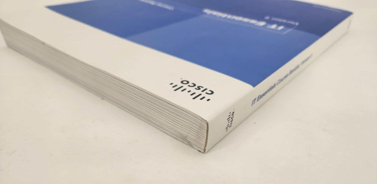 Course Booklets Ser.: IT Essentials Course Booklet, Version 6 by Cisco PB