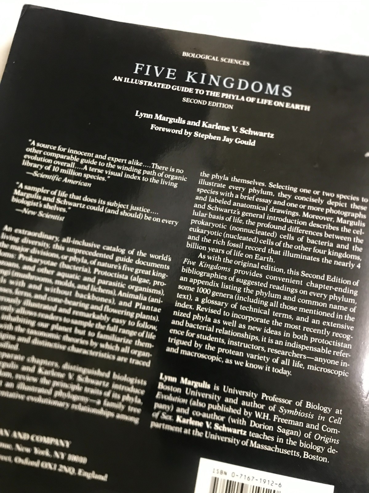 Five Kingdoms: Illustrated Guide to the Phyla of Life on Earth by Karlene V….