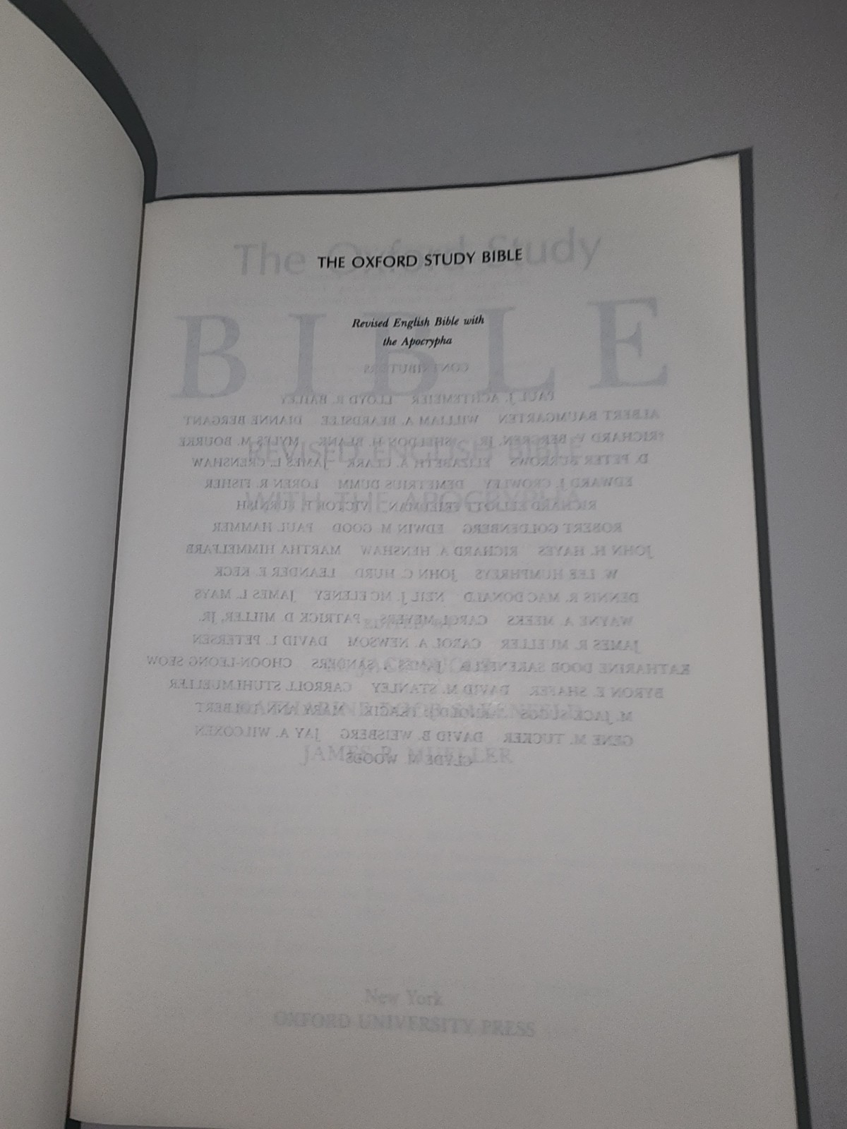 The Oxford Study Bible: Revised English Bible with the Apocrypha – paperback…