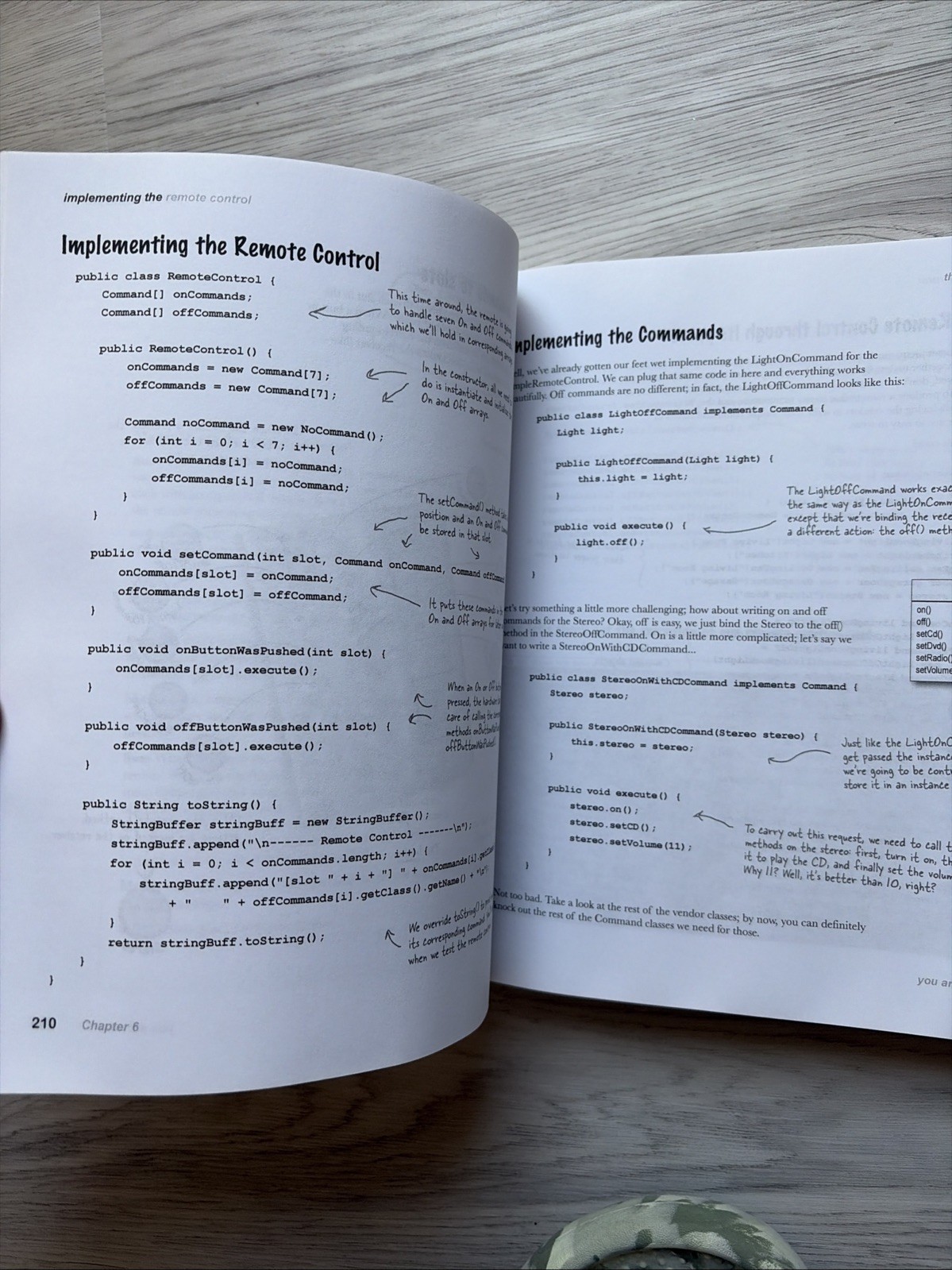Head First Design Patterns: Building Extensible and Maintainable Object-Orient..
