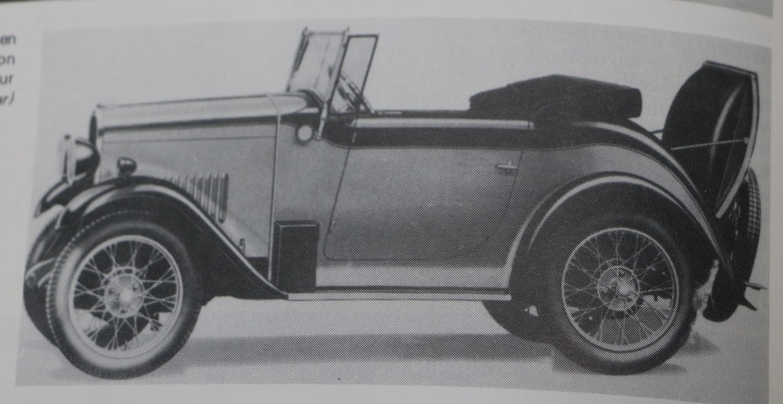 Triumph Cars : The Complete Story by Graham Robson Richard M. Langworth 350 pgs