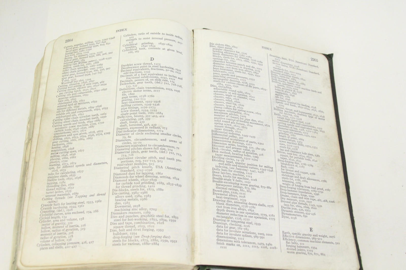 Machinery’s Handbook 18th Edition 1969 Edition Soft Cover Tab