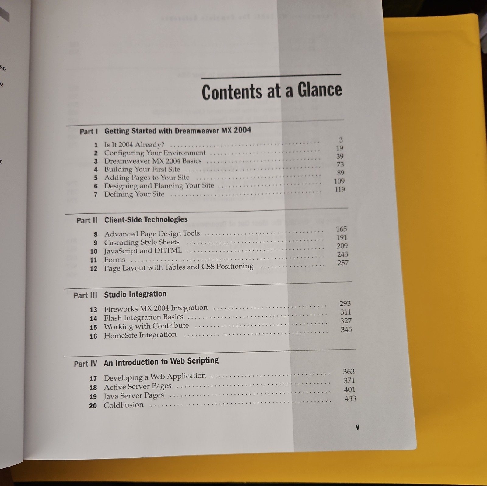 Osborne Complete Reference Ser.: Dreamweaver MX 2004: the Complete Reference,…