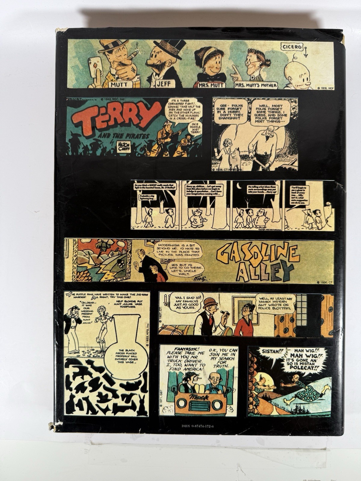 The Smithsonian Collection of Newspaper Comics 1977 Hardcover w/ Dust Jacket