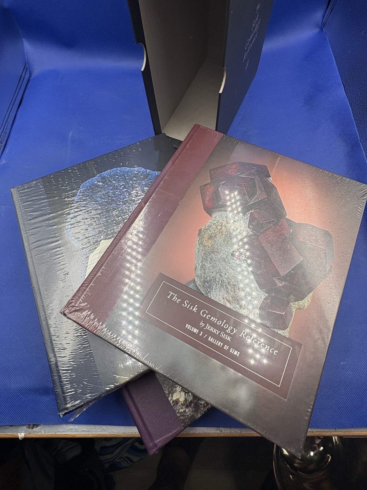 The Sisk Gemology Reference 3 Volume Set Jerry Sisk 2016 HC Complete w/ Case