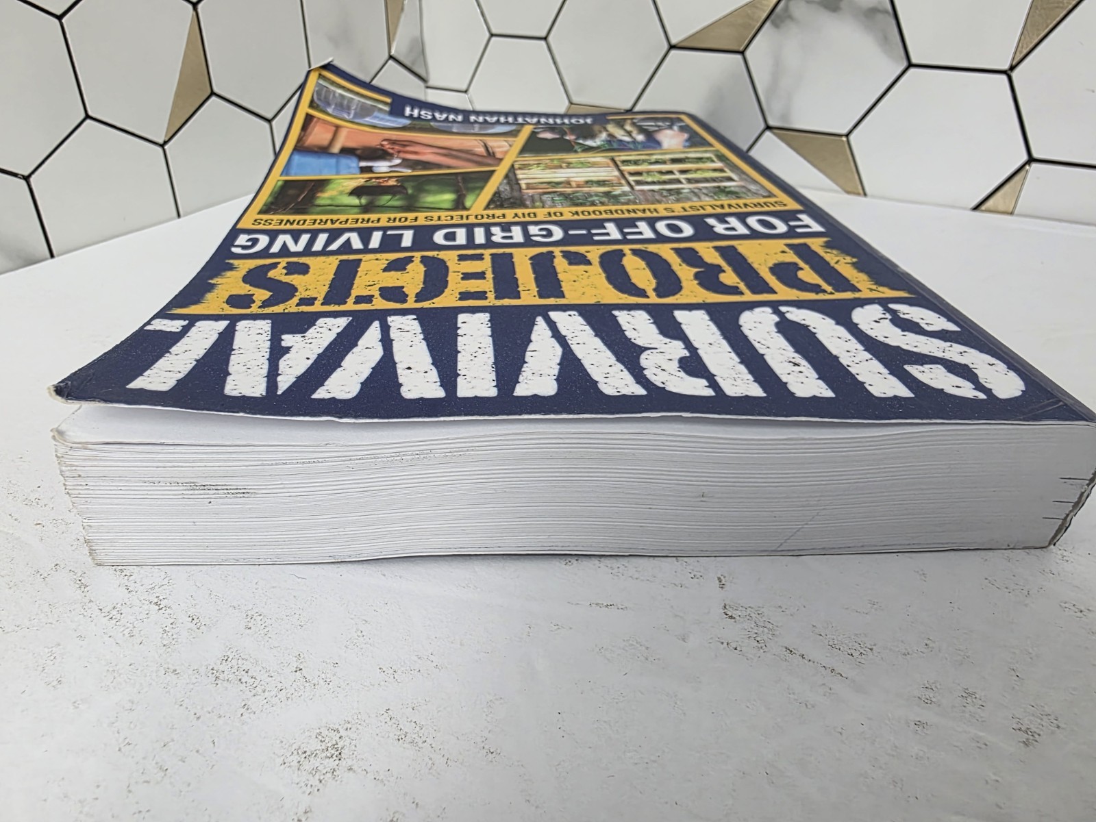 Survival Projects for Off-Grid Living: Survivalist’s Handbook of DIY Projects