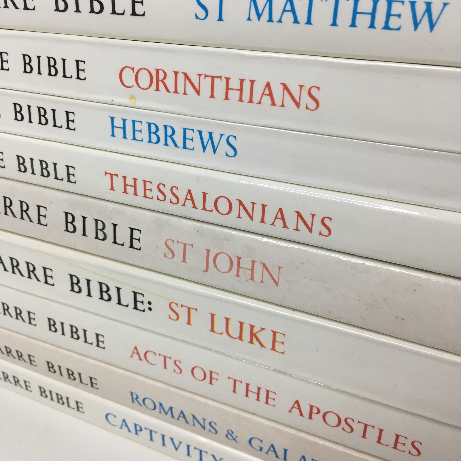 The Navarre Bible Lot of 10 – Mark Matthew Hebrews John Luke Apostles Epistles