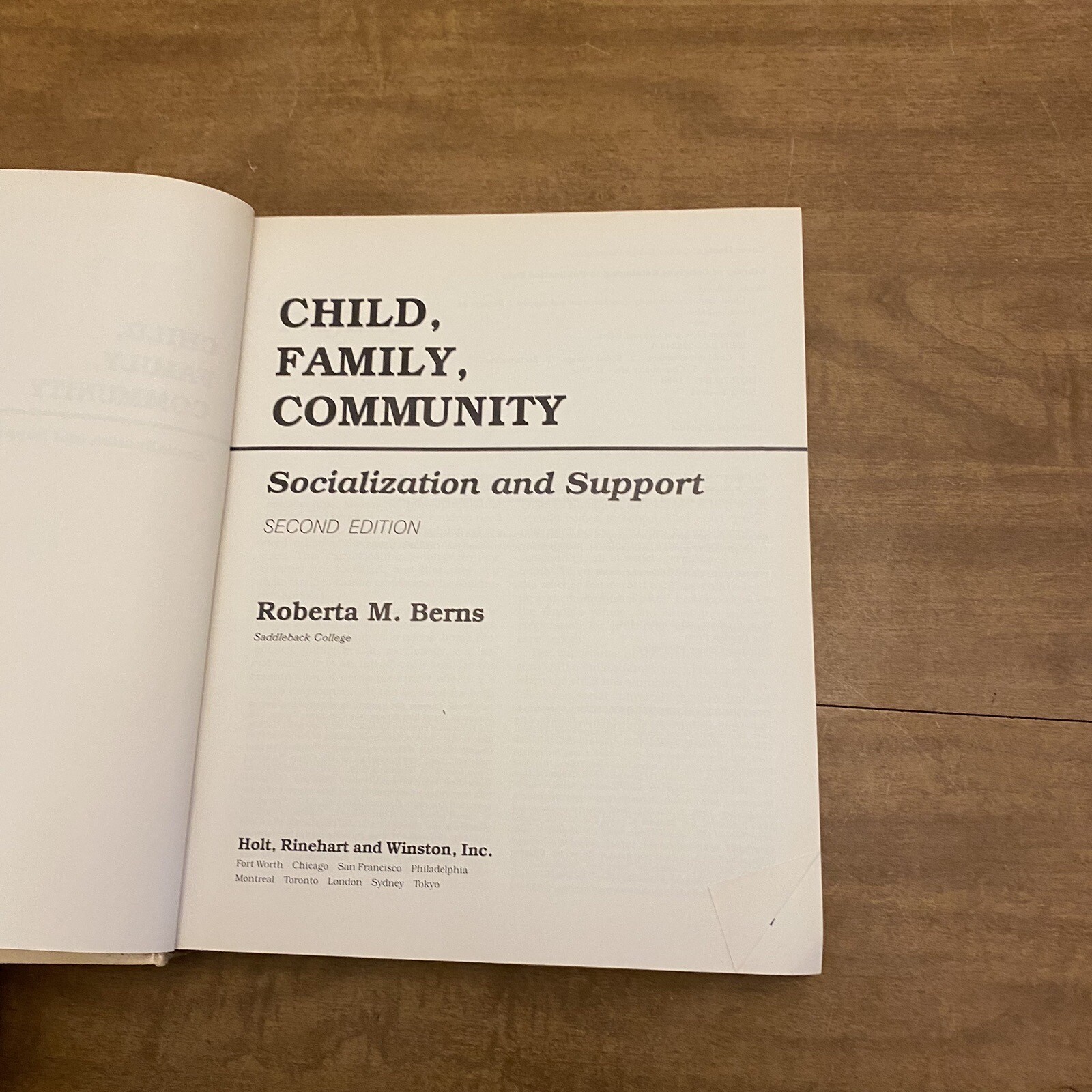 Roberta Berns Child Family Community Second Edition 1989 0030228484