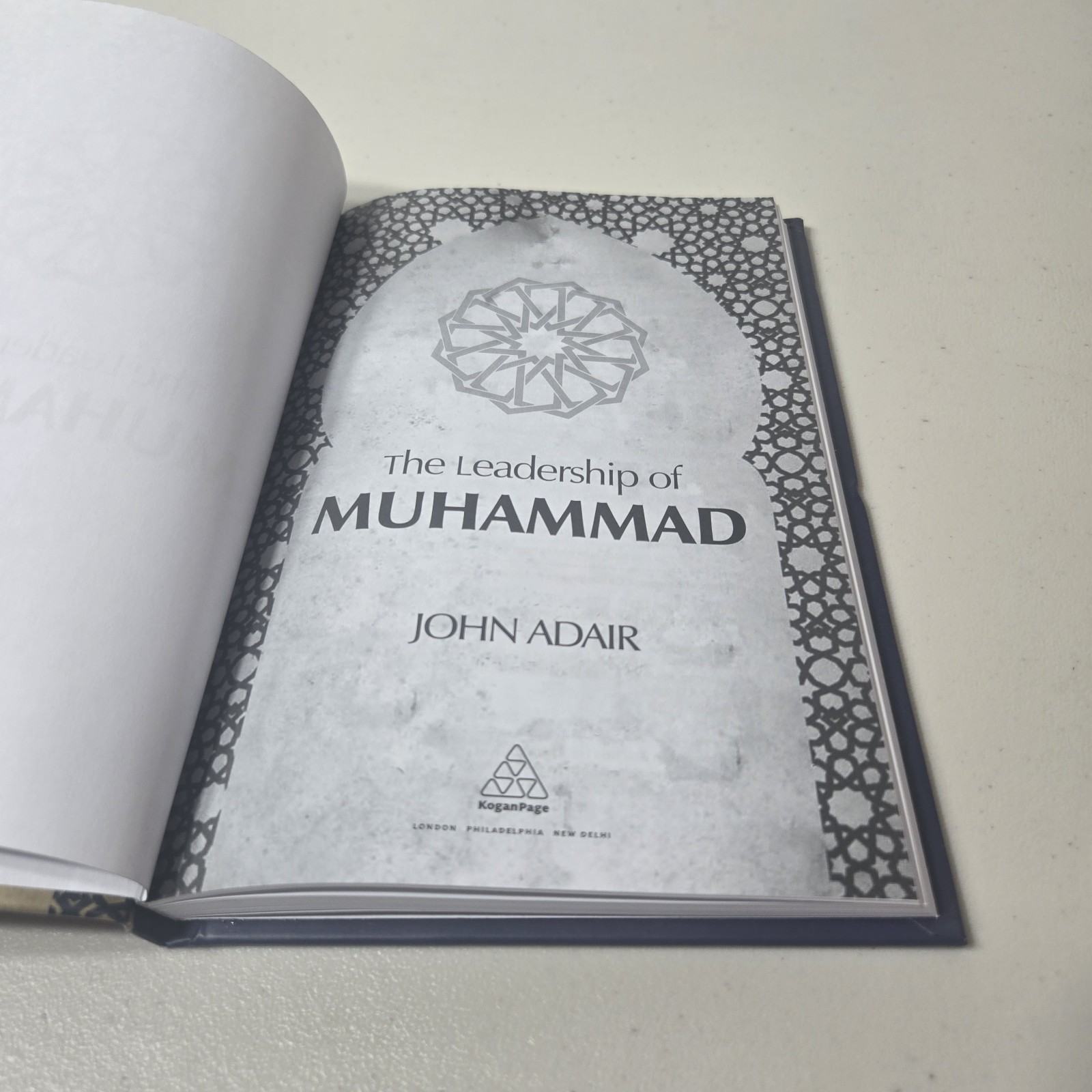 The Leadership of Muhammad by John Adair Kogan Page Islamic Hardcover Book NJ