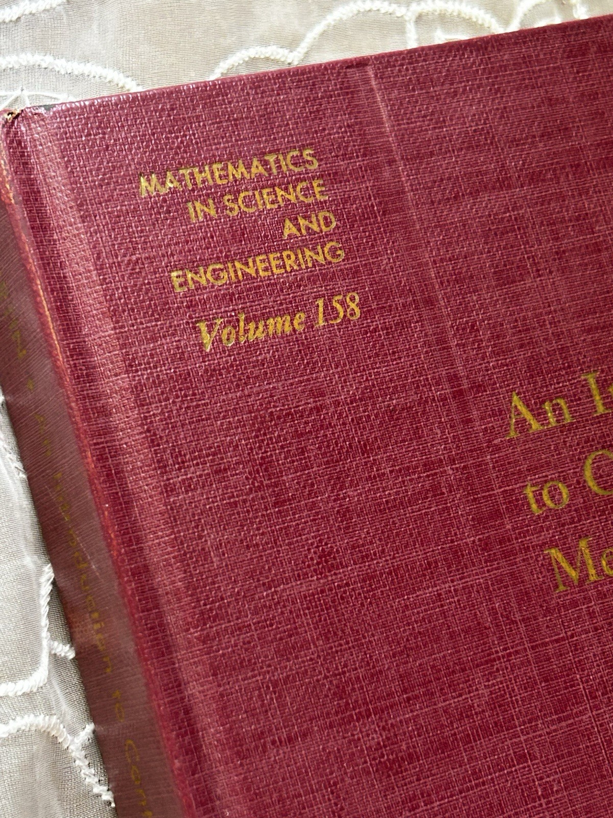 An Introduction to Continuum Mechanics Gurtin 1981 Academic Press Vol 158