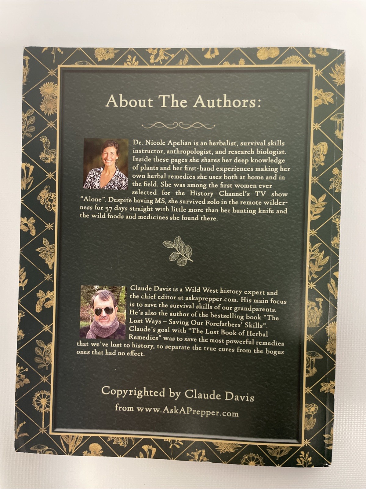 Lost Book of Herbal Remedies – Nicole Apelian, Ph.D. & Claude Davis (2021)