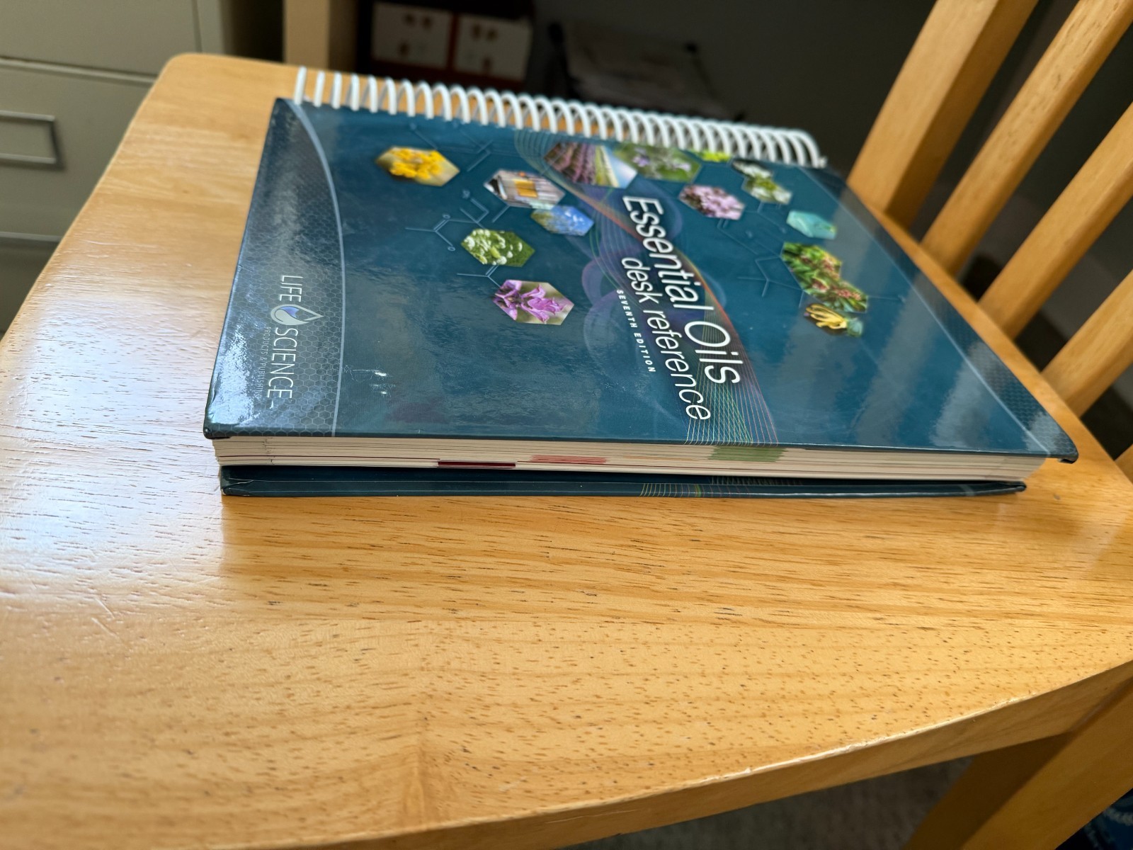 Essential Oils Desk Reference 7th Edition by Life Science Publishers