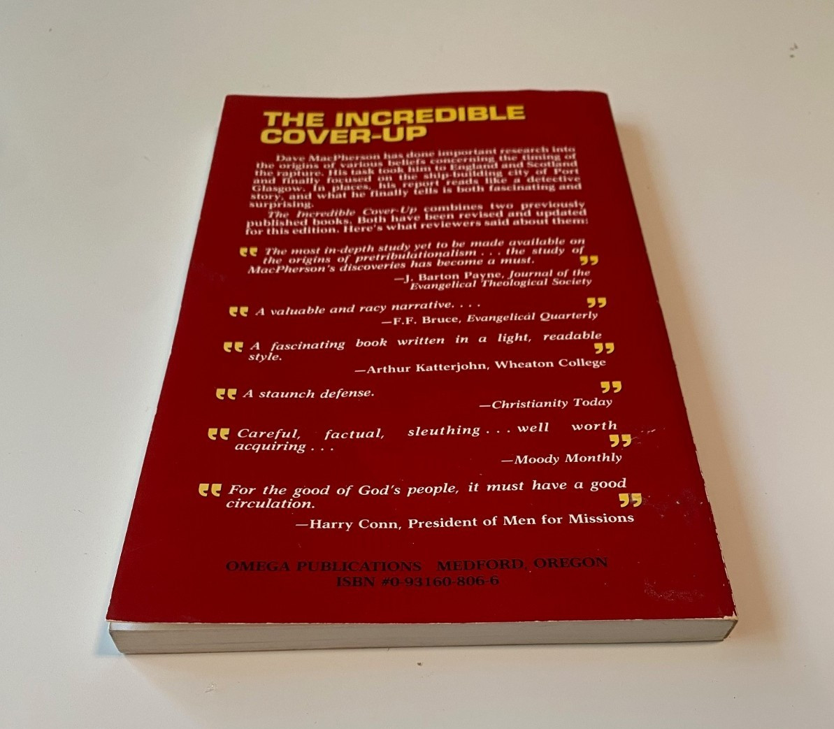 Incredible Cover Up Paperback by MacPherson Dave