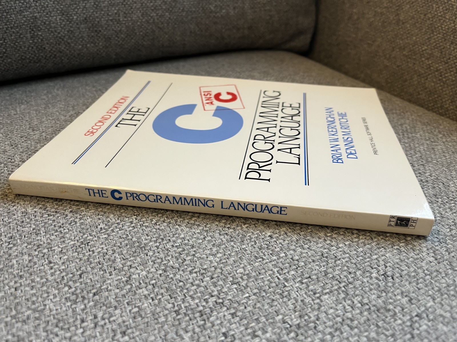 The C Programming Language (2nd Ed) – Kernighan & Ritchie – US Print – CLEAN