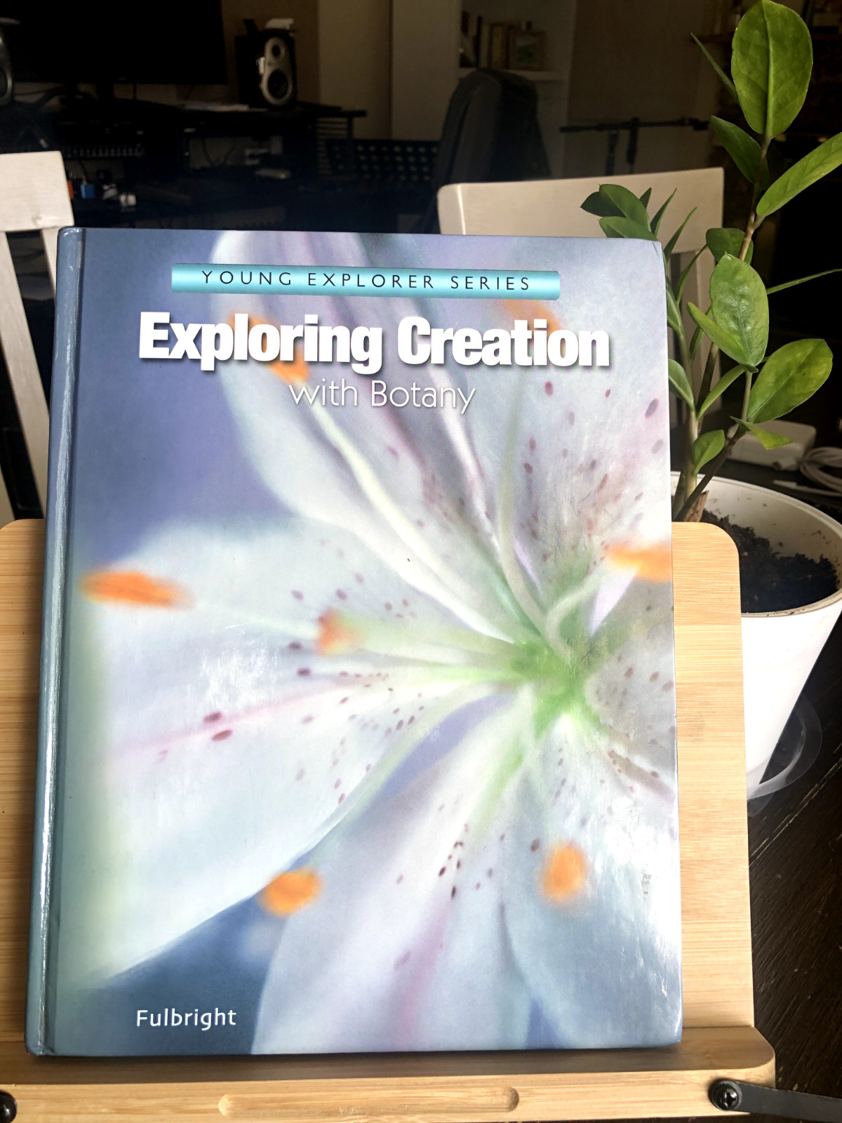Apologia Exploring Creation with Botany (Young Explorer Series)