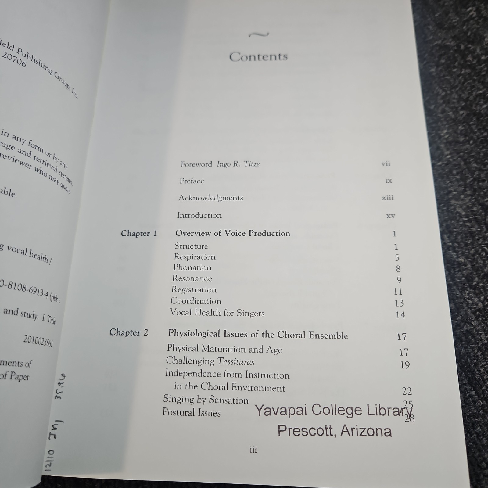 The Solo Singer in the Choral Setting: A Handbook for Achieving Vocal Health