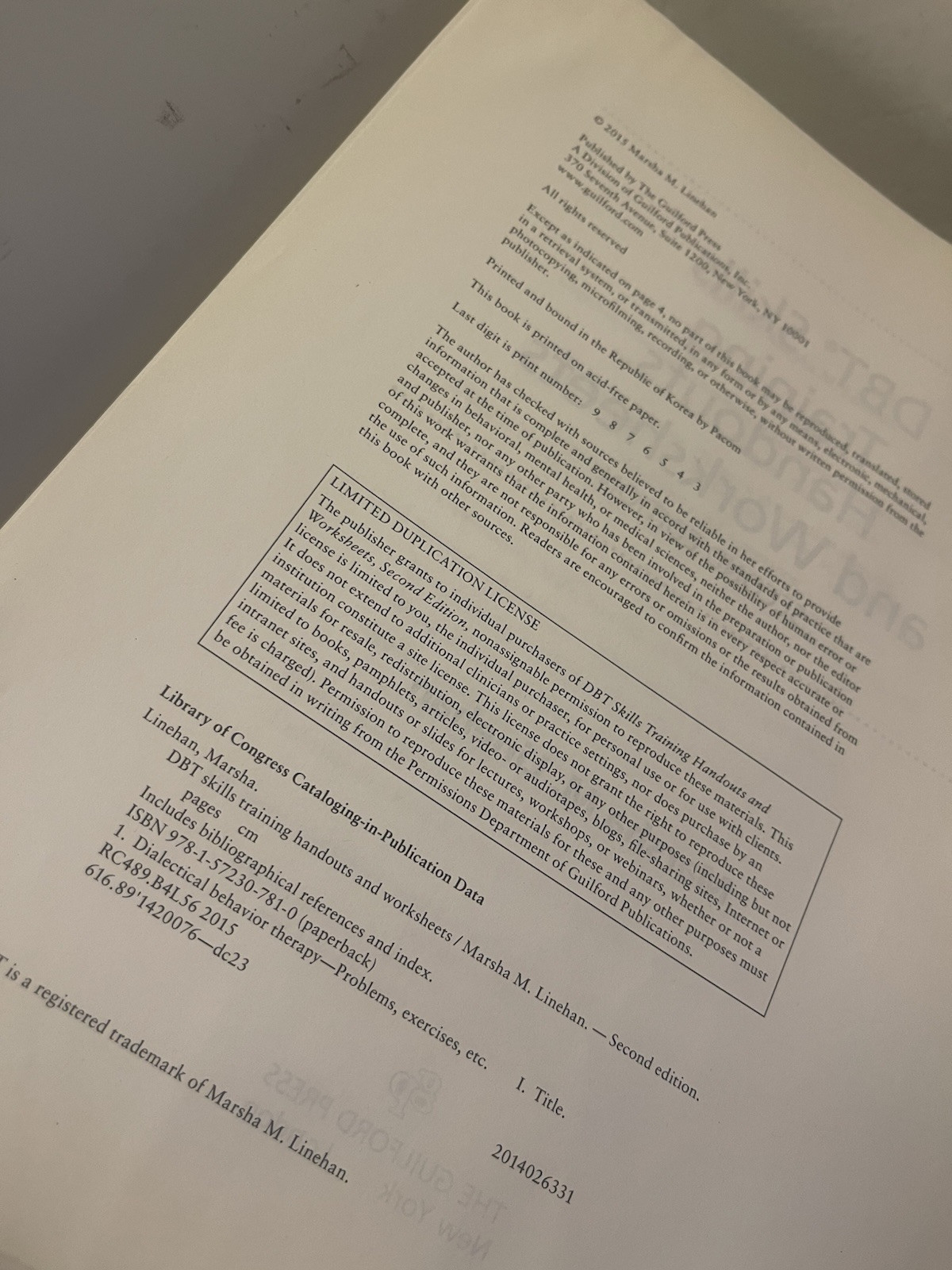 DBT Skills Training Handouts and Worksheets 2014 Spiral Bound Paperback