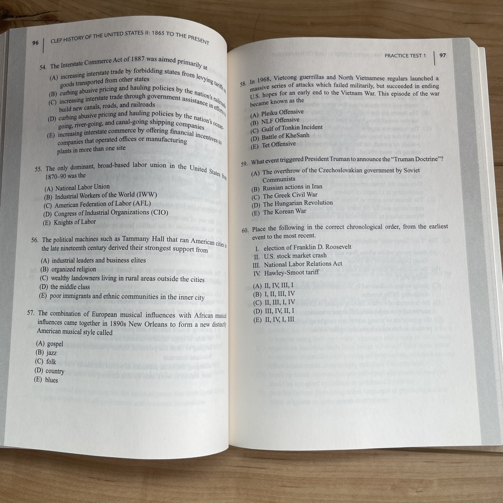 REA CLEP History of the United States 1 (6th ed.) & 2 (2nd ed.)
