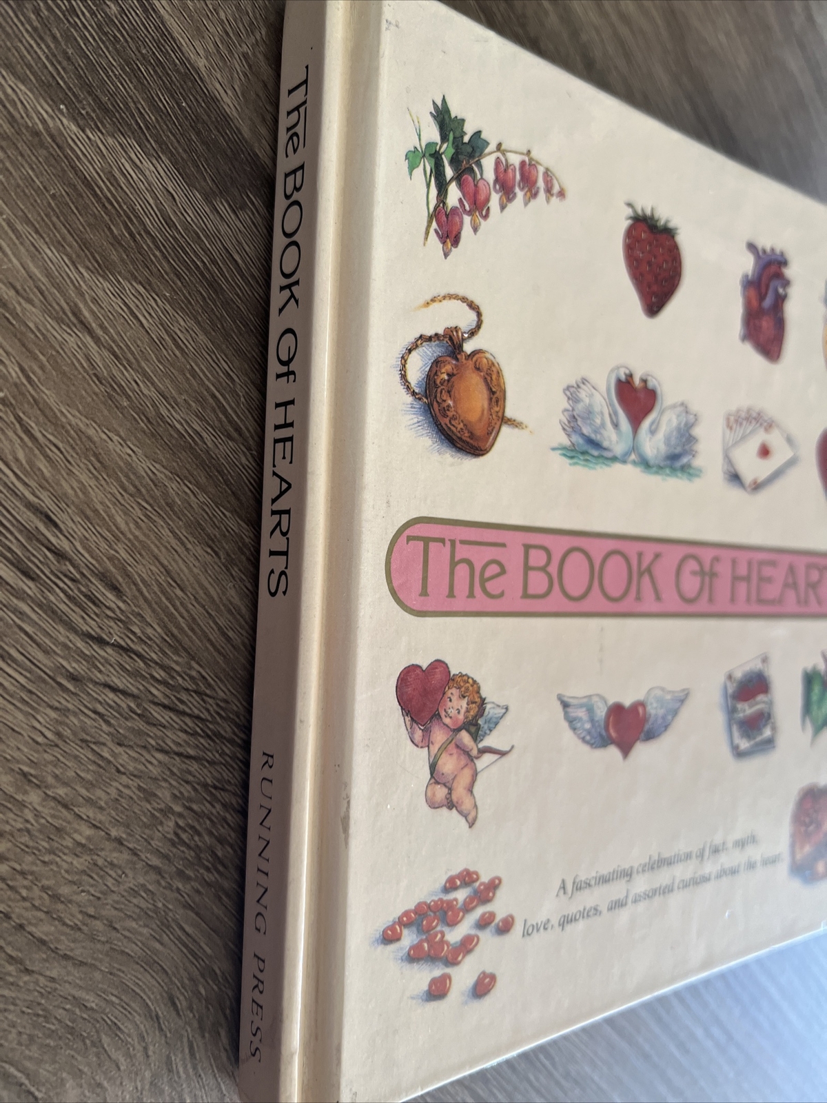 Book of Hearts by Running Press Hardback Book 1978 3rd Print