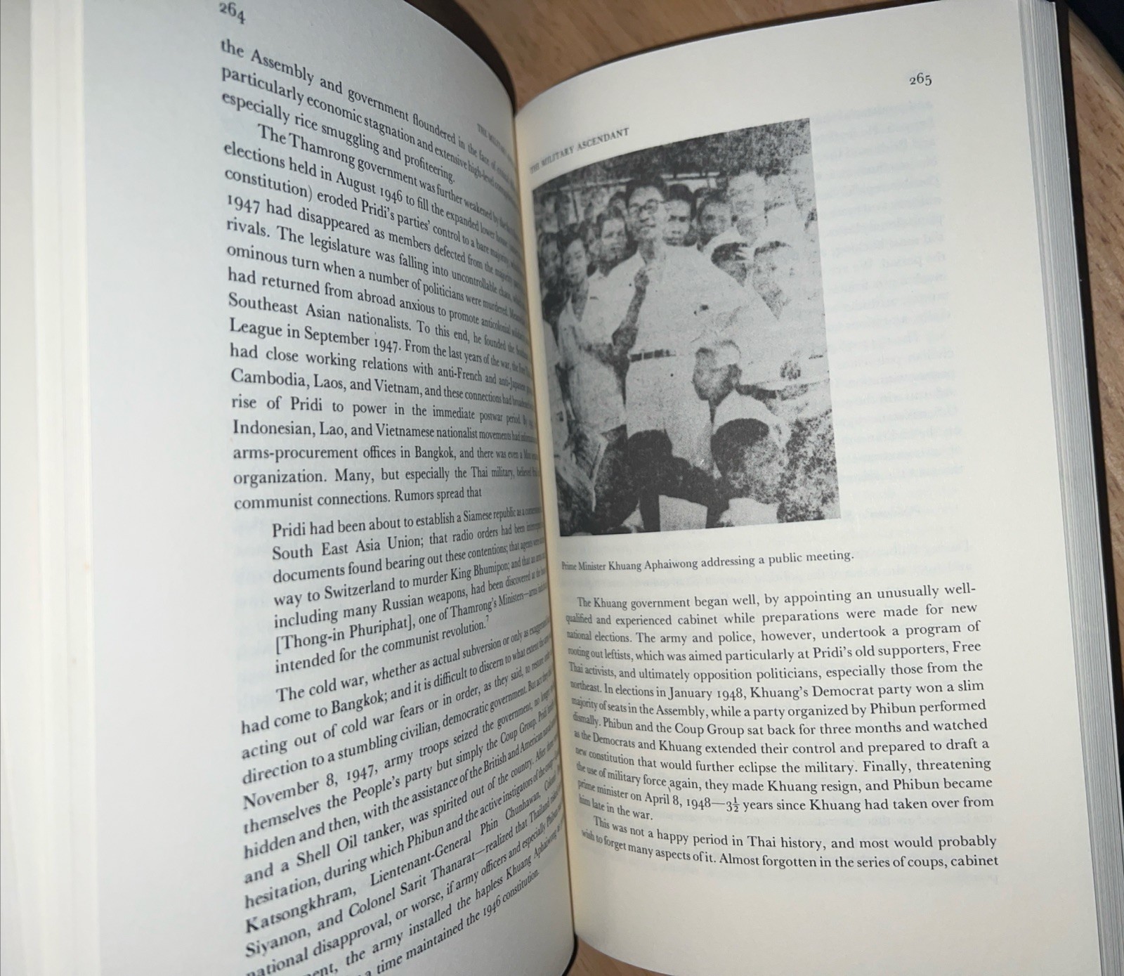 Thailand : A Short History by David K. Wyatt – 1986 – Paperback – D2