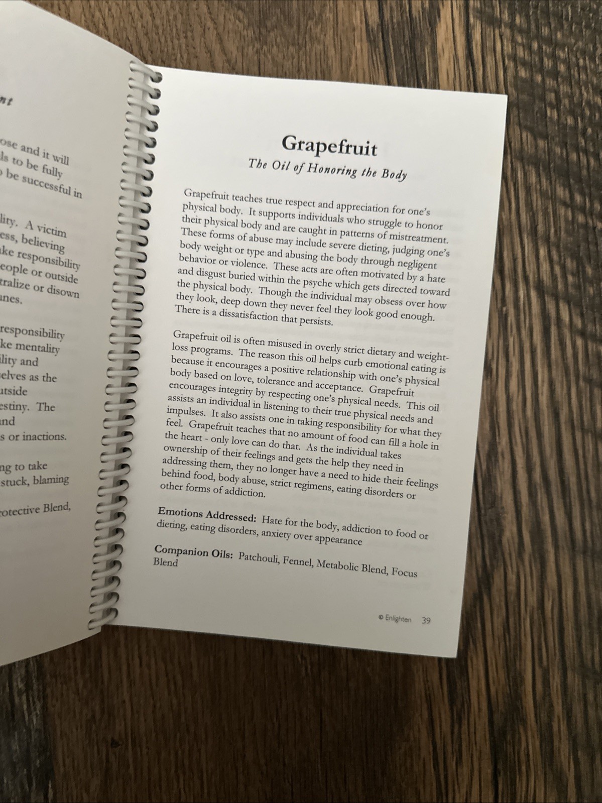 Emotions & Essential Oils – Emotional Reference Guide 3rd Edition