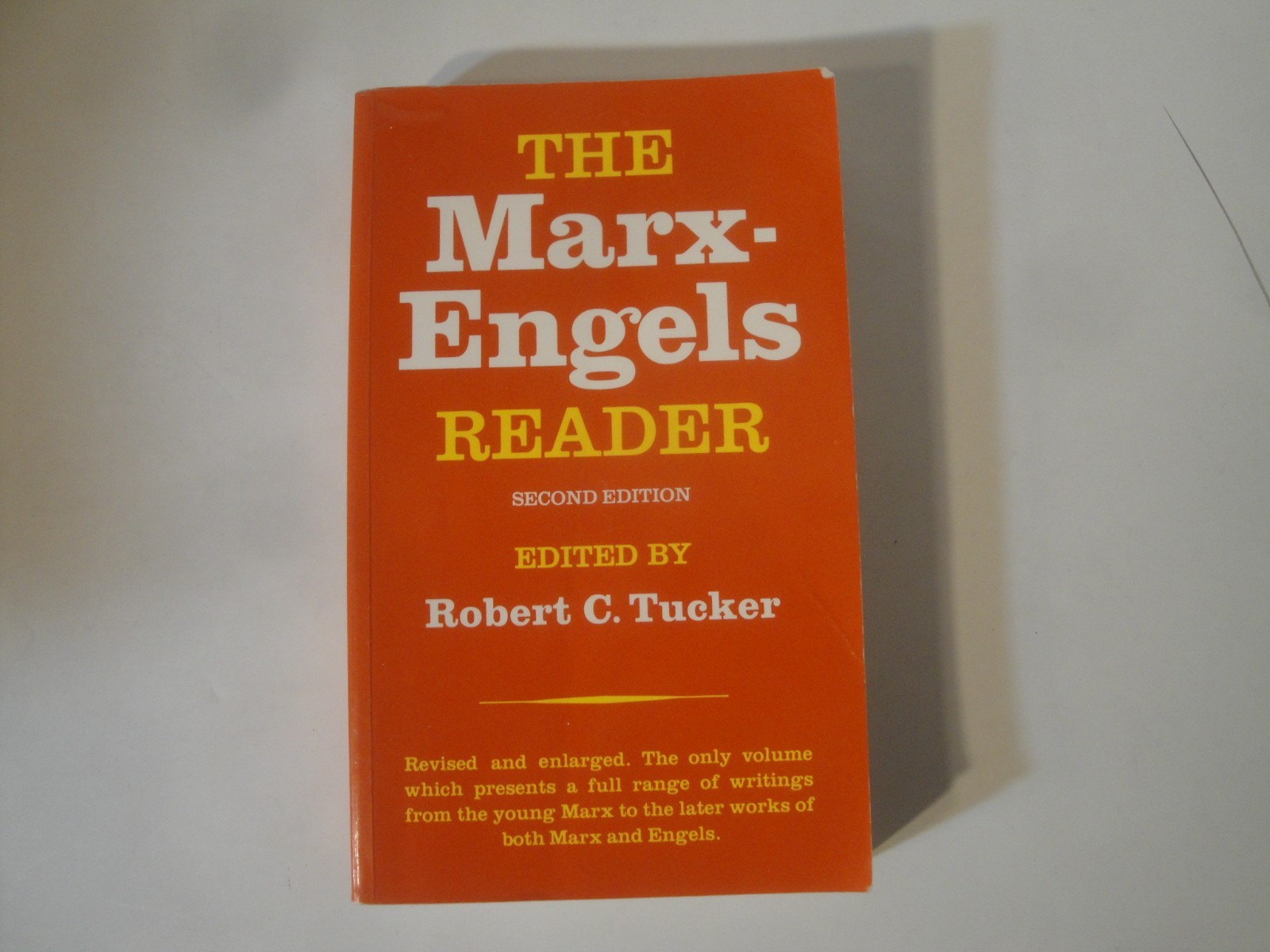 Marx-Engels LOT 4 / COMMUNIST MANIFESTO/ON DIALECTICAL MATERIALISM/READER