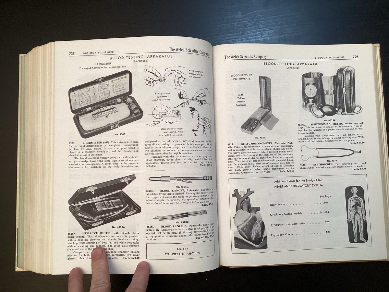 1968 Welch Laboratory Apparatus Hardcover Scientific Catalog