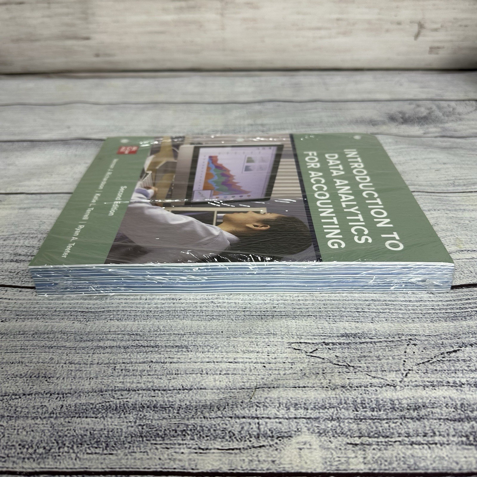 Loose Leaf for Introduction to Data Analytics for Accounting by Richardson
