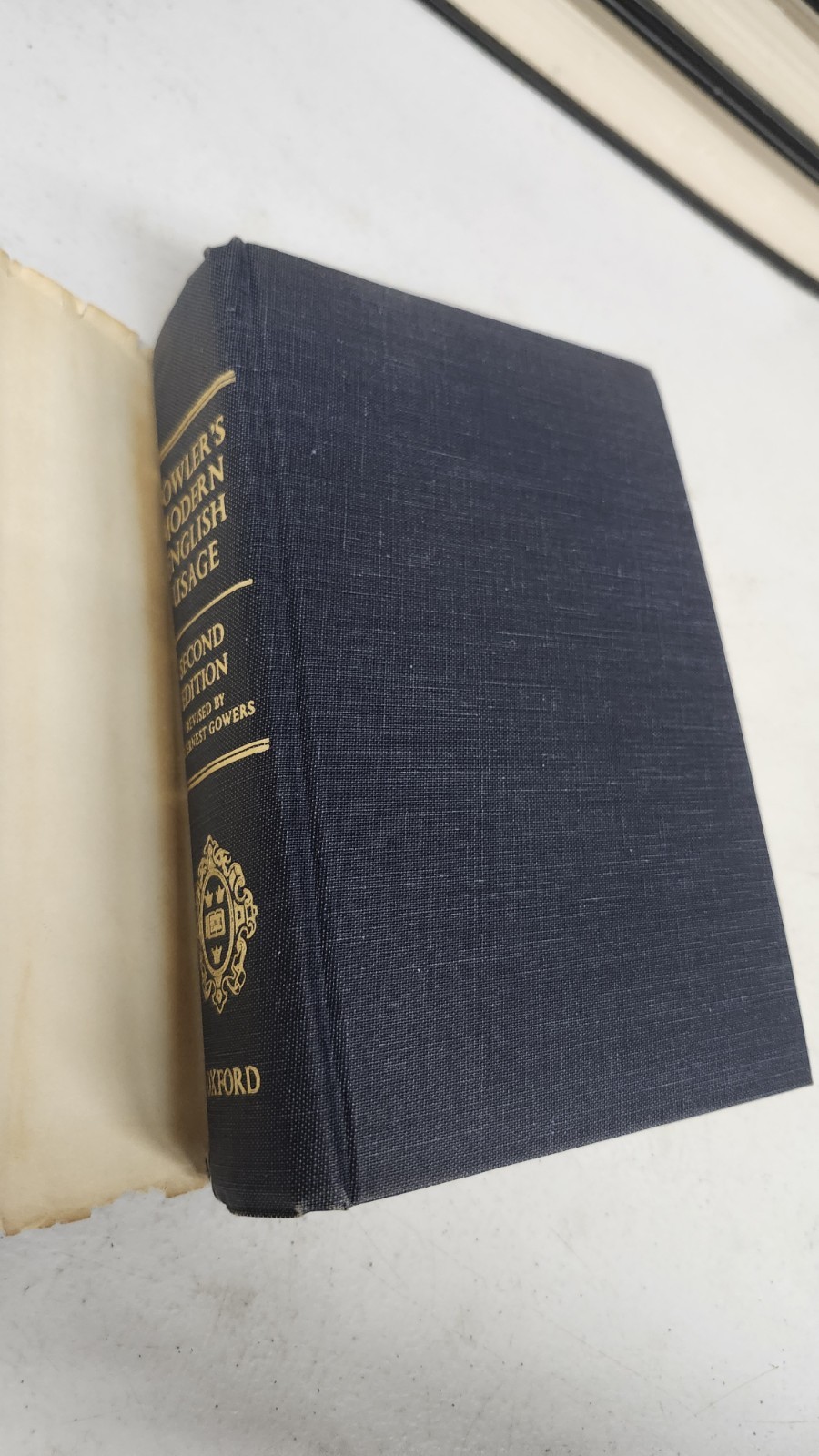 A Dictionary of Modern English Usage Fowler, H. W. and Gowers, Sir Ernest abk