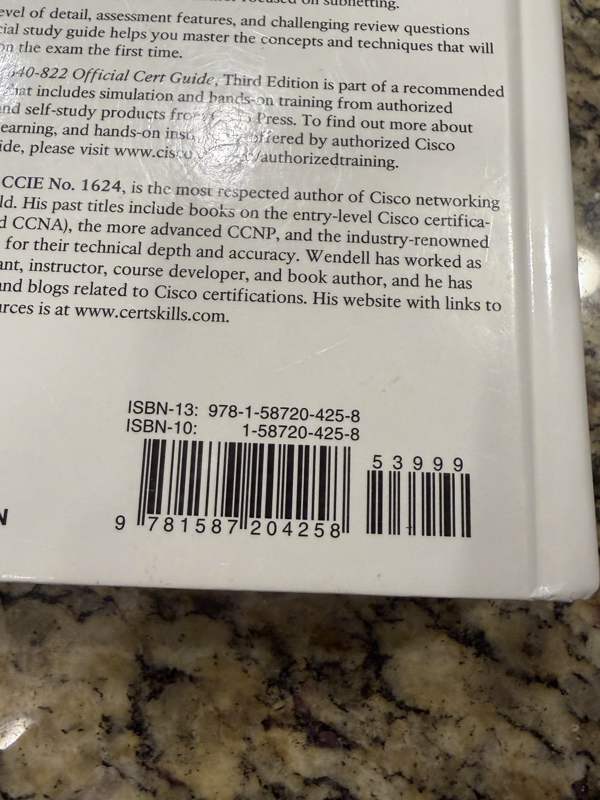 CCENT/CCNA ICND1 640-822 Official Cert Guide (3rd Edition) – VERY GOOD