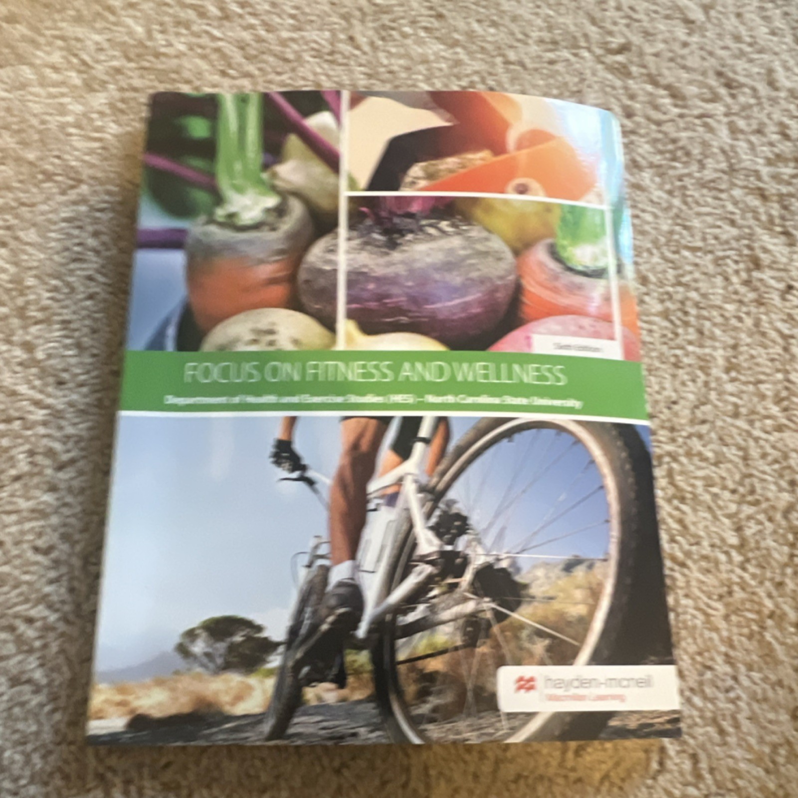 Focus on Fitness and Wellness Hayden-McNeil Health & Fitness Paperback