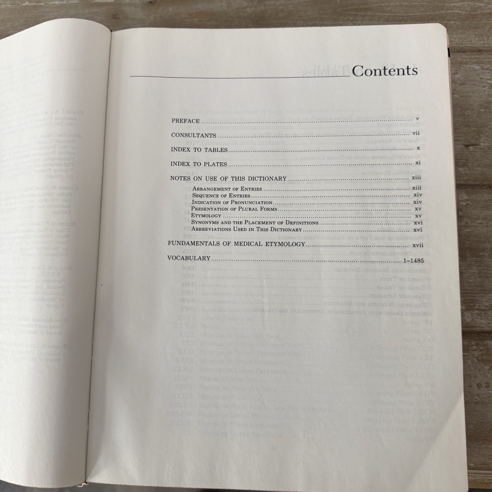 Dorland’s Illustrated Medical Dictionary 26th Edition Leatherette Binding 1981