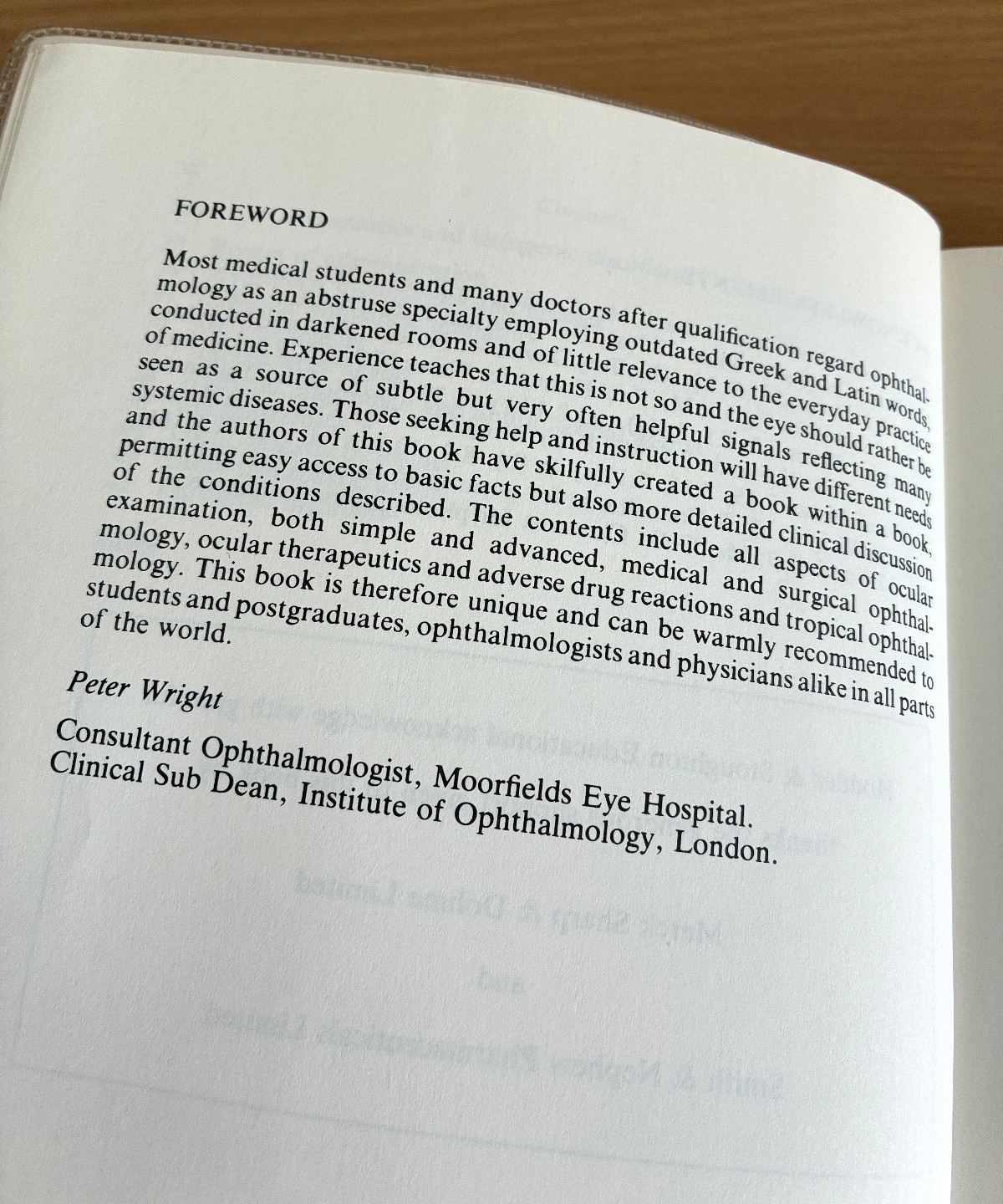 A Textbook Of Clinical Ophthalmology Crick Trimble 1986 Hodder & Stoughton 1st