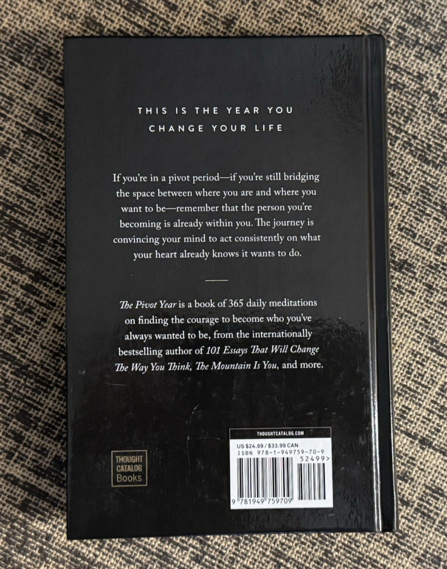 The Pivot Year : 365 Days to Become the Person You Truly.. by Wiest *VERY GOOD*
