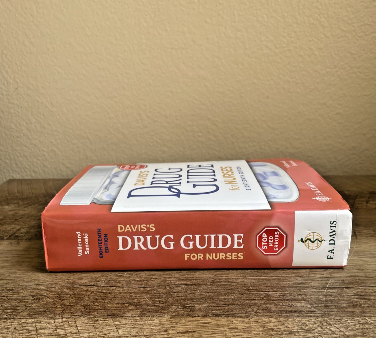 Davis’s Drug Guide for Nurses – 18th edition, 2021 – Very Good Condition