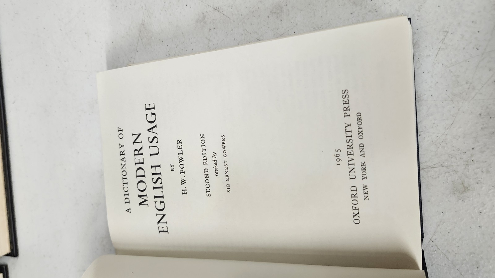 A Dictionary of Modern English Usage Fowler, H. W. and Gowers, Sir Ernest abk
