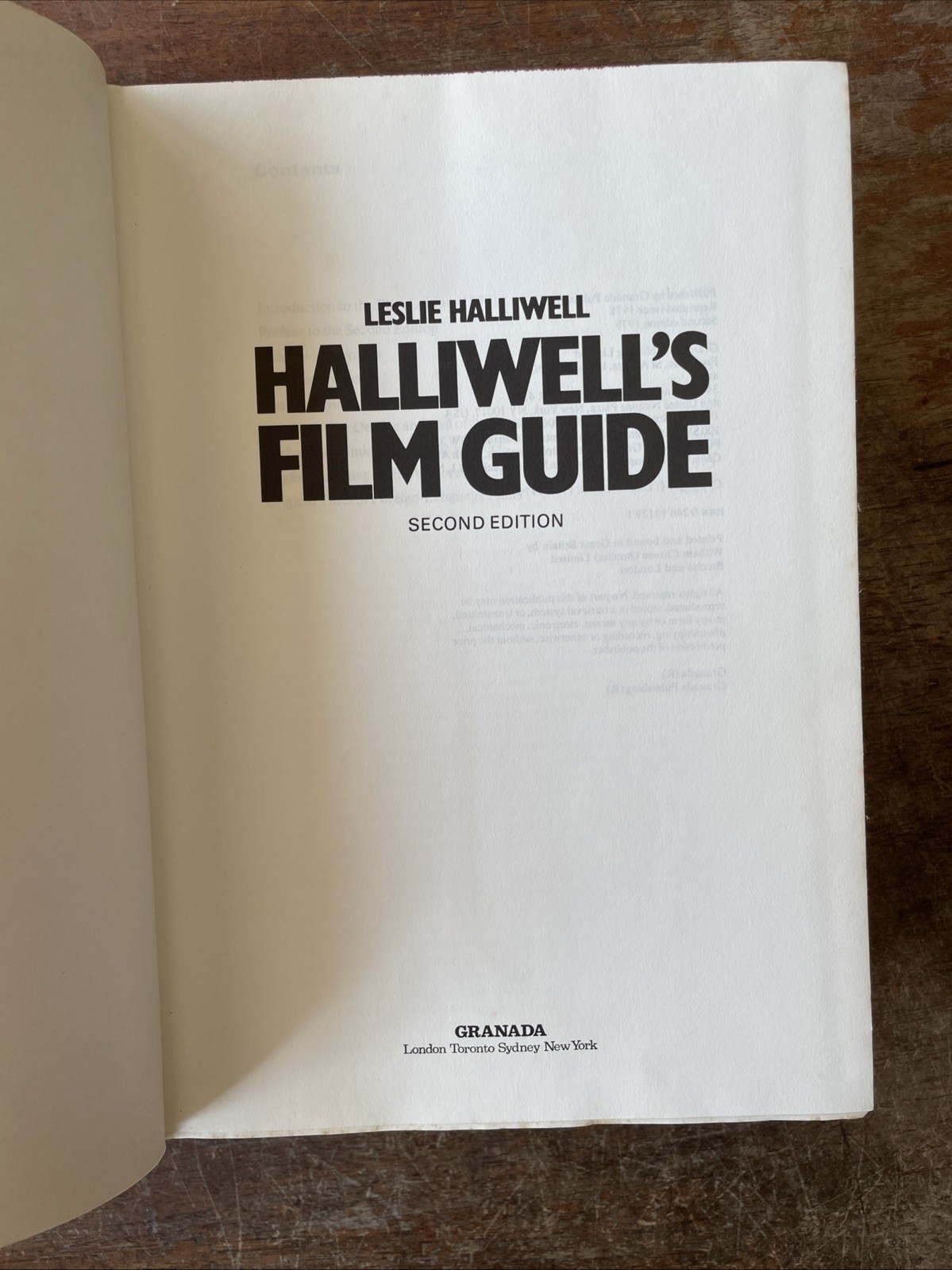 Halliwell’s Film Guide – Second Edition by Leslie Halliwell 1979 Reprint