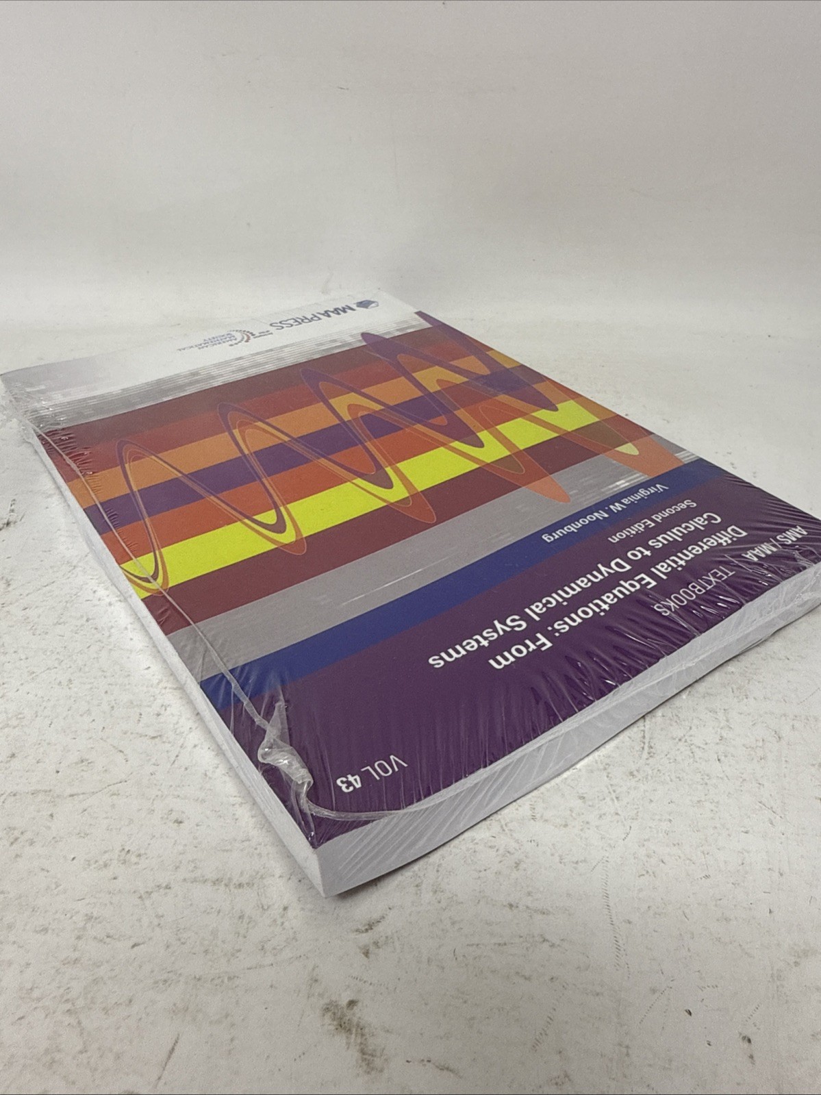 Differential Equations: from Calculus to Dynamical Systems. Second Ed. Vol 43