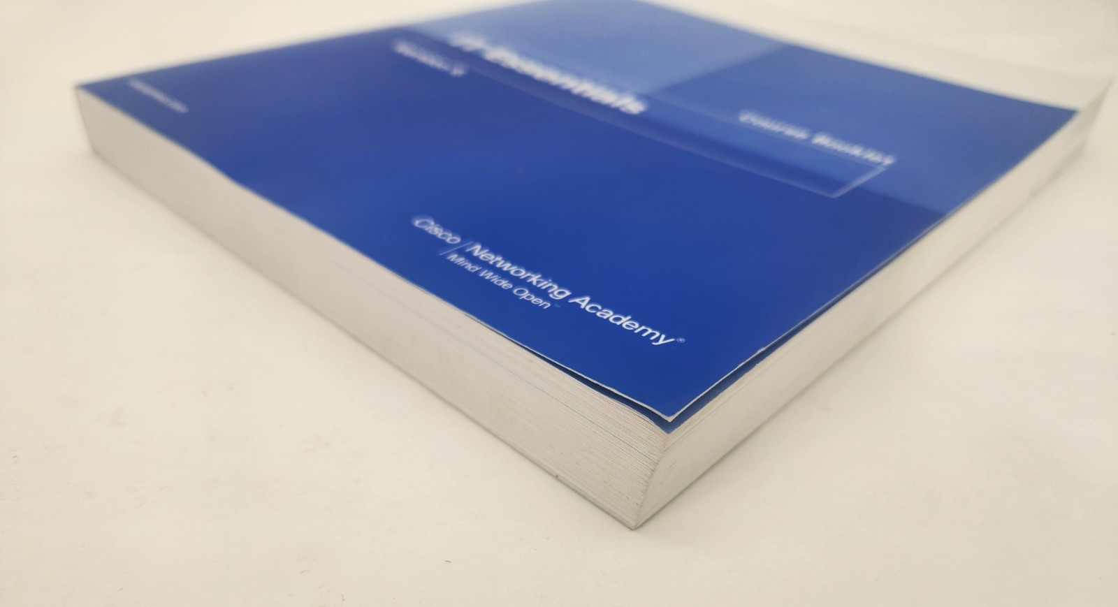 Course Booklets Ser.: IT Essentials Course Booklet, Version 6 by Cisco PB